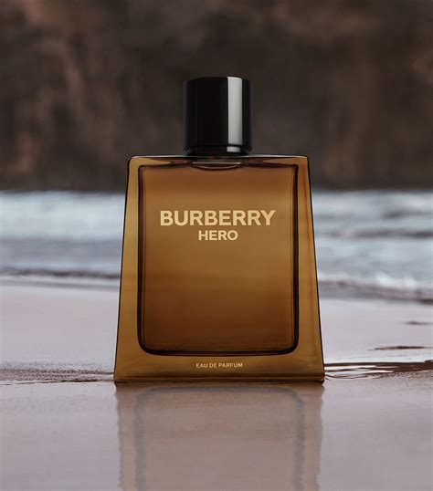 BURBERRY Hero Perfumy 